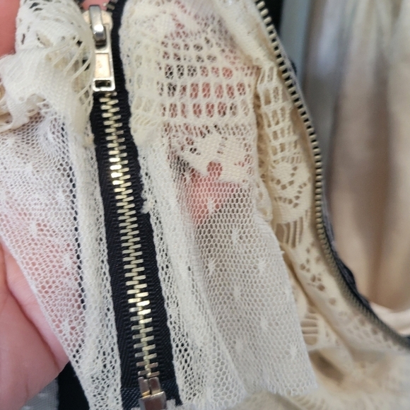 Coquette Lace Mini Ivory Dress S-M? - Picture 6 of 10